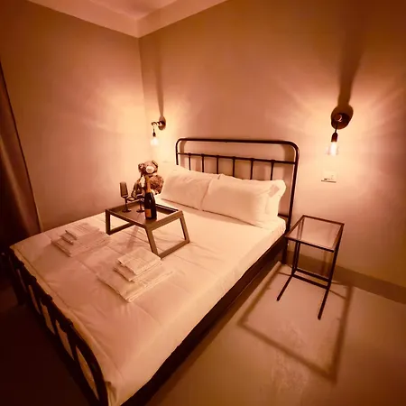Residenza Torvergata ゲストハウス